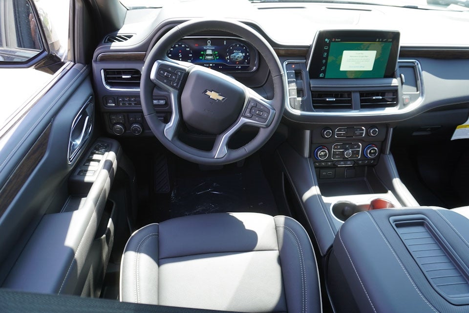 2023 Chevrolet Suburban Premier Premium + Max Tow